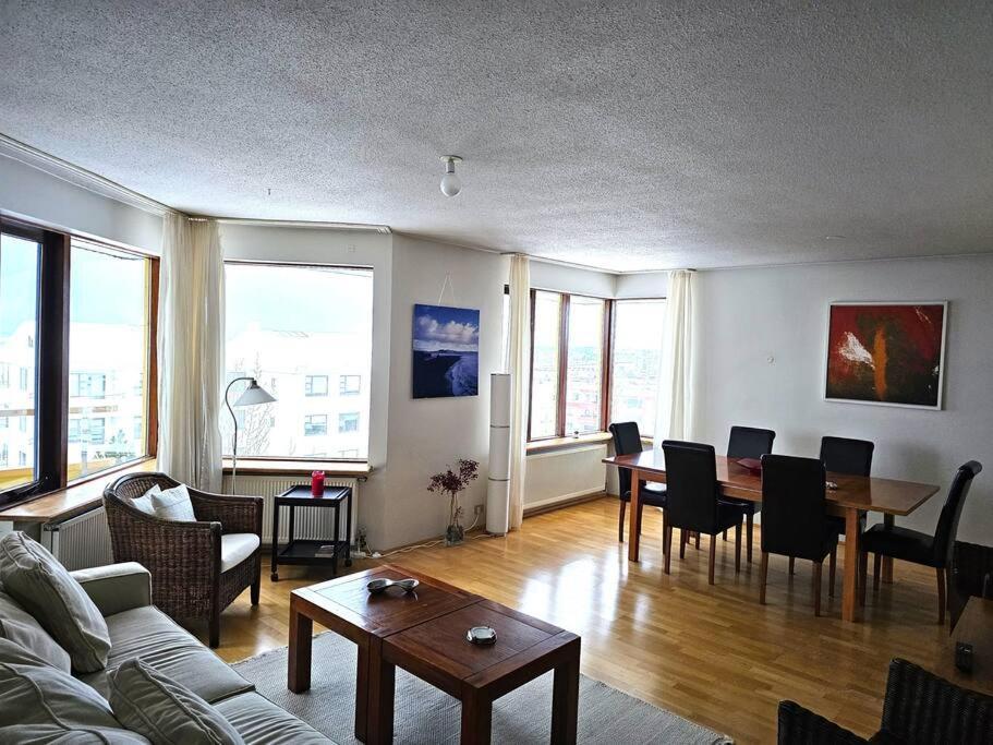 Family Penthouse With Great View Apartamento Garthabaer Exterior foto